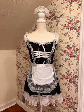 Sexy Black & White Lace Maid Dress lingerie size M